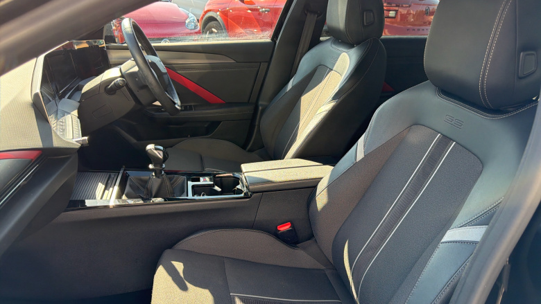 Vauxhall Astra 1.2 Turbo 130 GS Line 5dr Petrol Hatchback